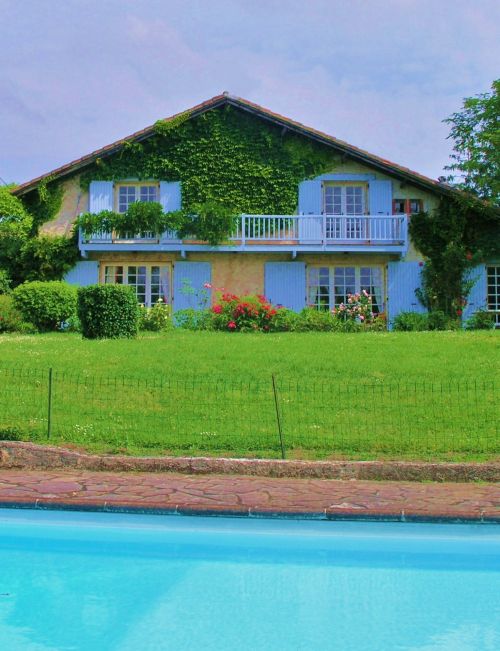 Luxury Lifestyle Estates